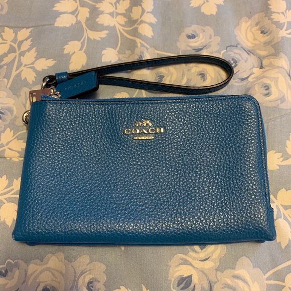 Coach Wristlet Double-Zipper Blue - Picture 2 of 10